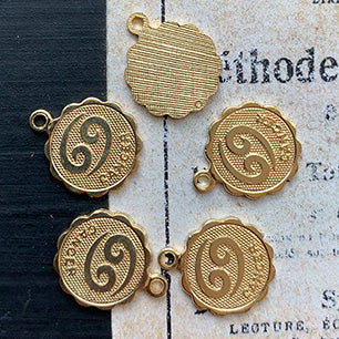 Vintage Gold Plated Cancer Charm 11.5mm VP-7106