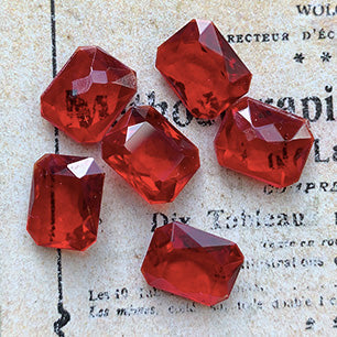 glass rhinestone in red for jewelry making