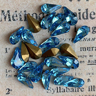 pear-shaped glass rhinestone in blue for jewelry making