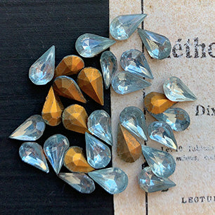 pear-shaped glass rhinestone in blue for jewelry making