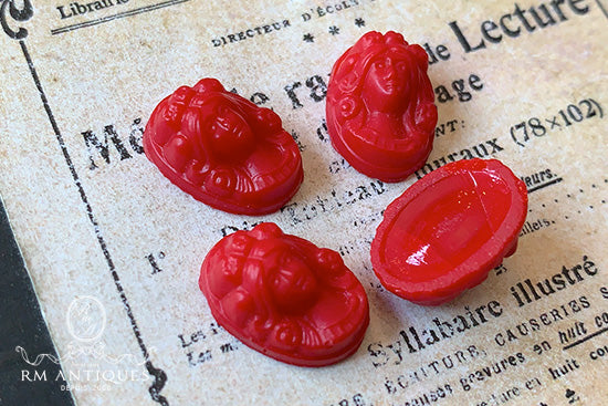 VP-7488 16x11 West German Vintage glass Cabochon Cameo Oval