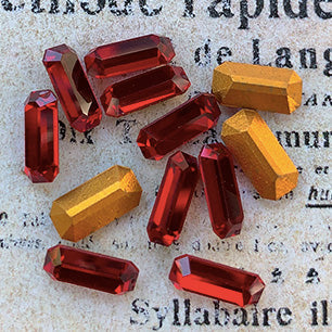 glass rhinestone in red for jewelry making