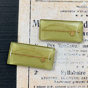 glass cabochon in green for jewelry making