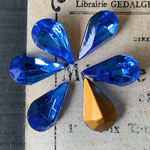 pear-shaped glass rhinestone in blue for jewelry making