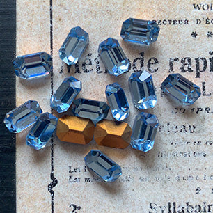 glass rhinestone in blue for jewelry making