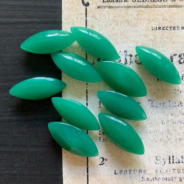 glass rhinestone in green for jewelry making