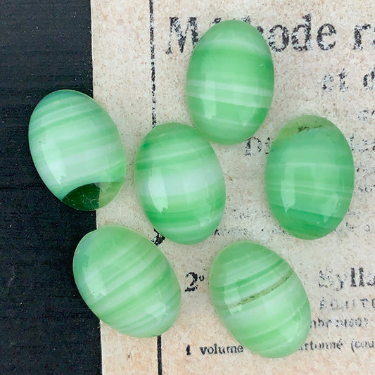 glass cabochon in green for jewelry making