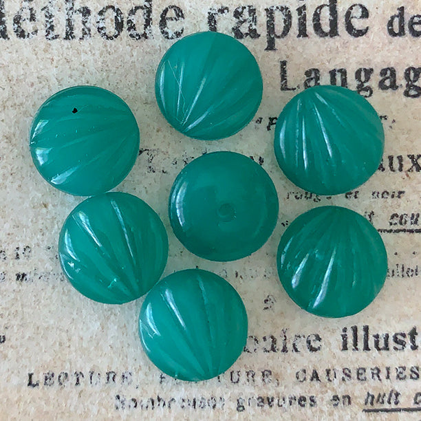 glass cabochon in green for jewelry making