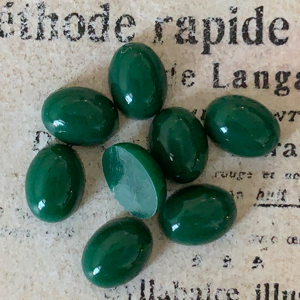 glass cabochon in green for jewelry making
