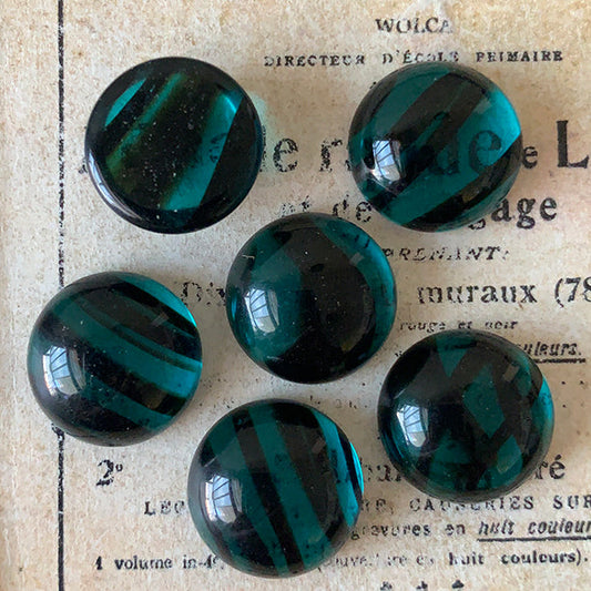 glass cabochon in blue for jewelry making