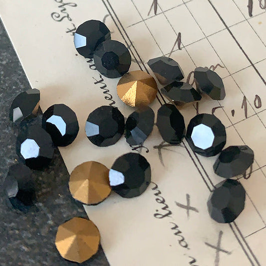 glass rhinestone in black for jewelry making